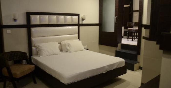 Satyam Hotel